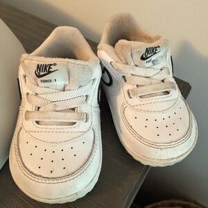 Size 4c Nike Force 1